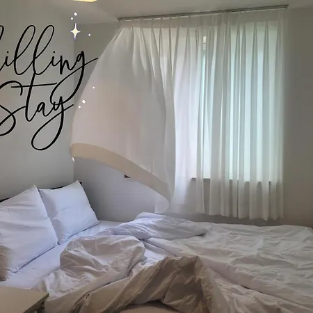 Ddp, Ddm 3 Mins Chilling Stay Party Available Convenience Transportation Long Term Stay Welcomed